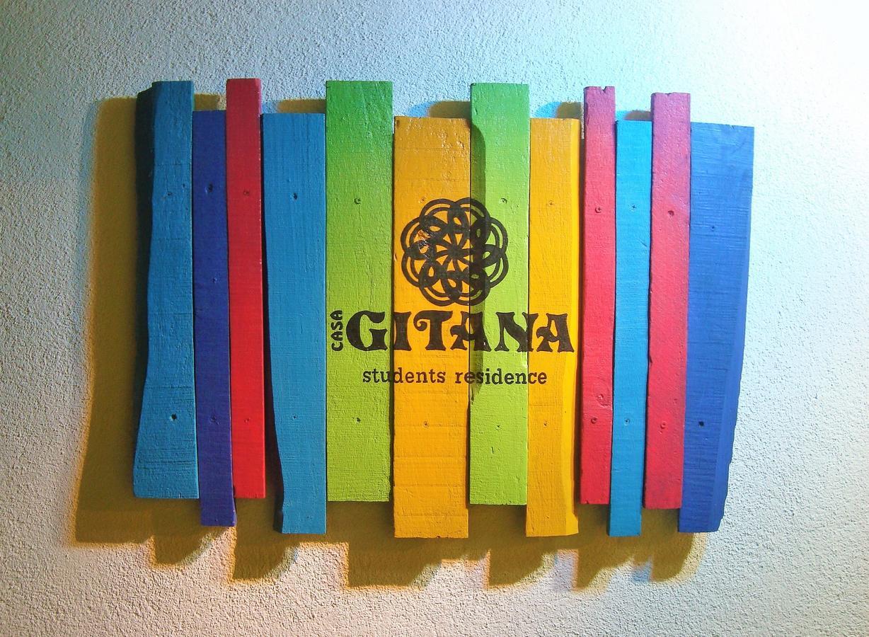 Casa Gitana & Traveler's Hostel